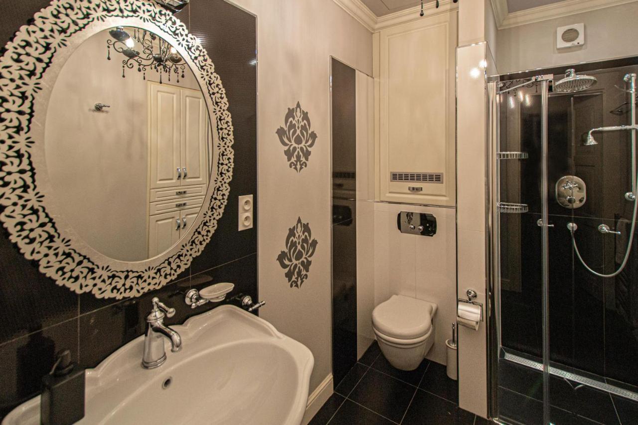 Luxury Central 150M2 Apartment On Wencelas Square With Private Garage Прага Экстерьер фото