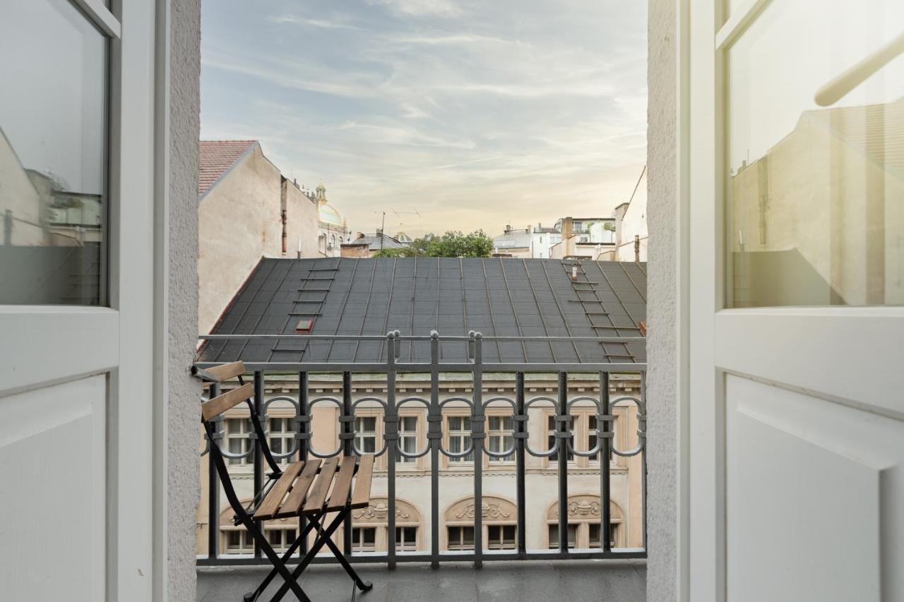 Luxury Central 150M2 Apartment On Wencelas Square With Private Garage Прага Экстерьер фото